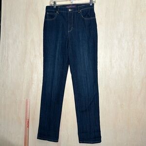 Gloria Vanderbilt Amanda jeans. Size 8